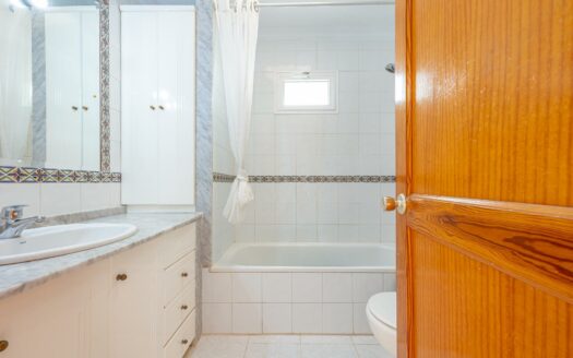 Charmantes Einfamilienhaus mit großzügigen Terrassen ☀️, Garage und Gartenbereich in San Fernando de Maspalomas