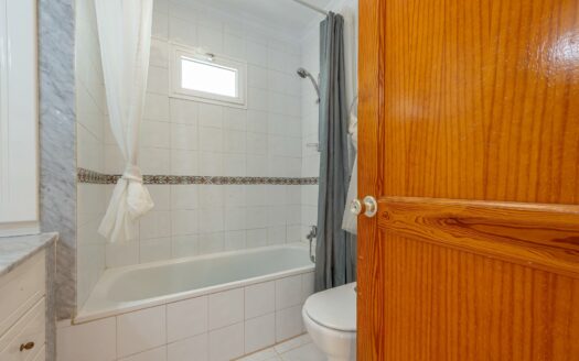 Charmantes Einfamilienhaus mit großzügigen Terrassen ☀️, Garage und Gartenbereich in San Fernando de Maspalomas