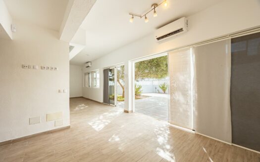 Charmantes Einfamilienhaus mit großzügigen Terrassen ☀️, Garage und Gartenbereich in San Fernando de Maspalomas