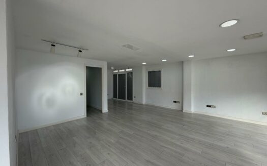 Business premise for rent in San Fernando