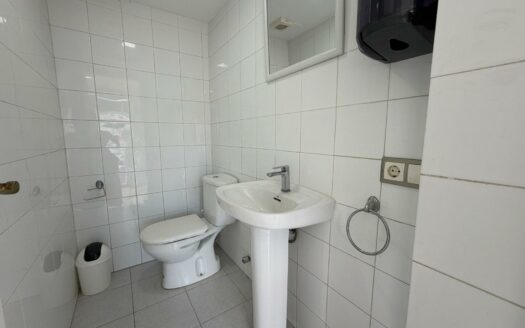 Business premise for rent in San Fernando