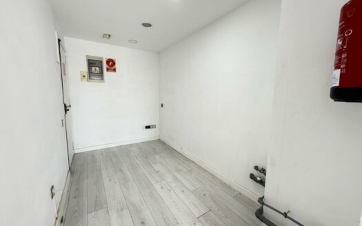 Business premise for rent in San Fernando