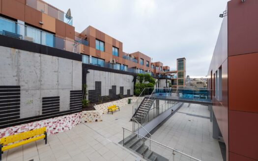 Complex of 46 apartments in Puerto Rico Beach