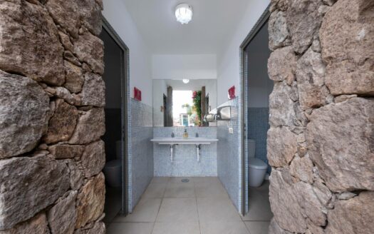 Complex of 46 apartments in Puerto Rico Beach