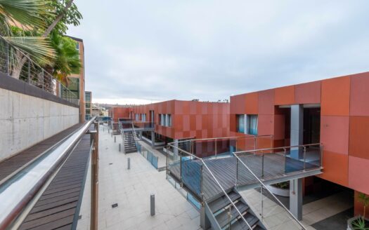 Complex of 46 apartments in Puerto Rico Beach