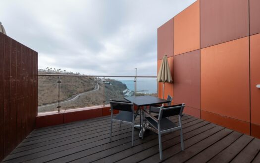 Complex of 46 apartments in Puerto Rico Beach