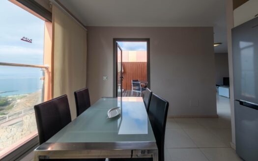 Complex of 46 apartments in Puerto Rico Beach