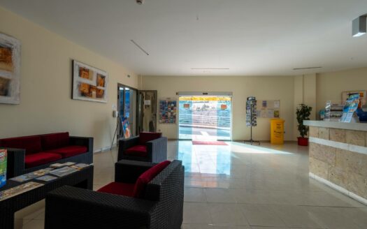 Complex of 46 apartments in Puerto Rico Beach