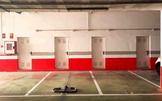 Complex of 46 apartments in Puerto Rico Beach