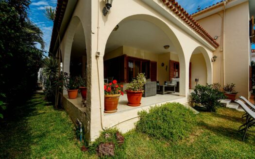 Your ideal home in Sonnenland: space, sunshine and tranquility