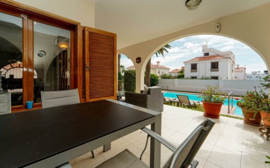 Your ideal home in Sonnenland: space, sunshine and tranquility