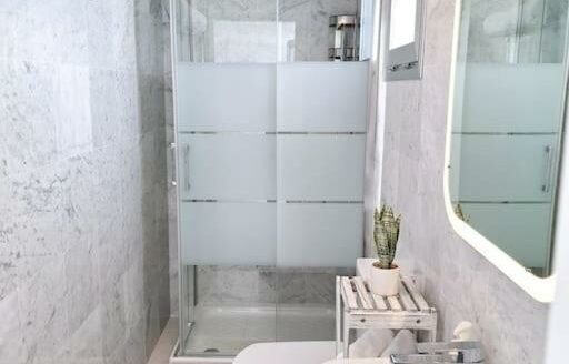 Exclusiva Villa Independiente con Piscina Privada en Tauro