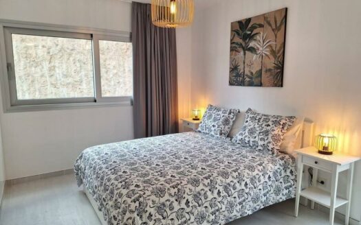 Exclusiva Villa Independiente con Piscina Privada en Tauro