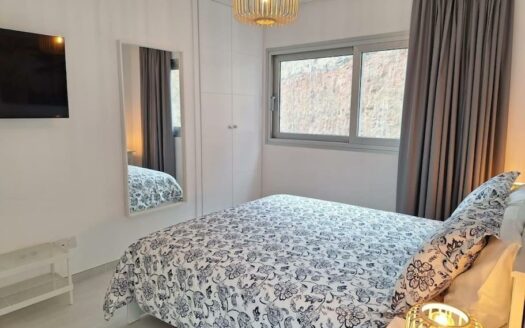 Exclusiva Villa Independiente con Piscina Privada en Tauro