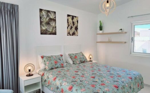 Exclusiva Villa Independiente con Piscina Privada en Tauro