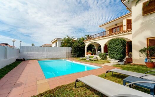 Your ideal home in Sonnenland: space, sunshine and tranquility