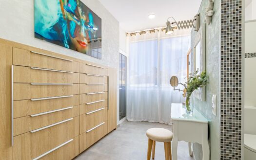 Semi-detached apartment in Montaña La Data with Solarium, Garage and Sea Views