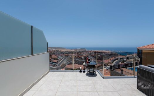 Penthouse mit Einlieger-Apartment in Arguineguin