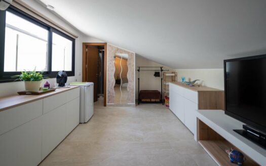 Penthouse mit Einlieger-Apartment in Arguineguin