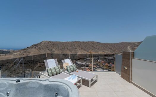 Penthouse mit Einlieger-Apartment in Arguineguin