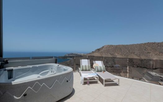 Penthouse mit Einlieger-Apartment in Arguineguin