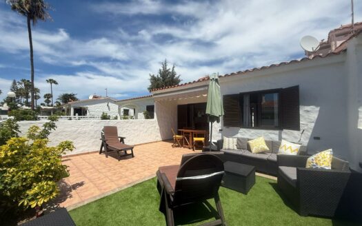 Bungalow con 2 terrazas y piscina comunitaria para EL VERANO