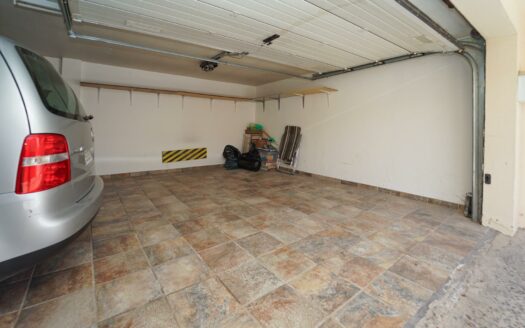 Geräumiges Haus im ruhigen Tauro-Tal – mit Terrasse und Garten