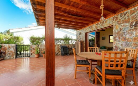 Einzigartige Immobilie mit Dachterrasse im exklusiven Pasito Blanco