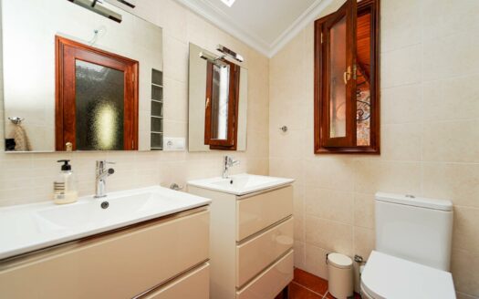 Einzigartige Immobilie mit Dachterrasse im exklusiven Pasito Blanco