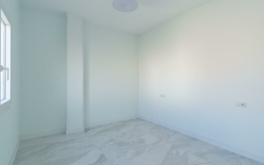 Ático renovado y luminoso en El Tablero