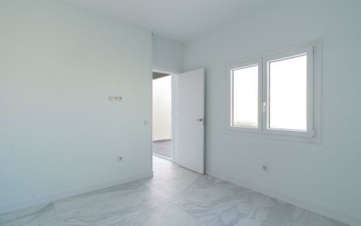 Ático renovado y luminoso en El Tablero