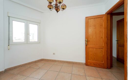 Ático con 3 dormitorios y gran terraza: 210 m² en el corazón de Arguineguín