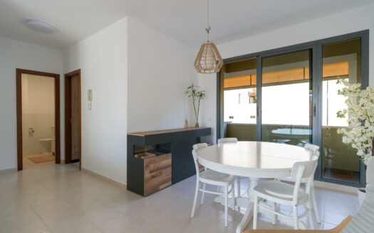 Reihenhaus mit Garten und Garage in El Tablero