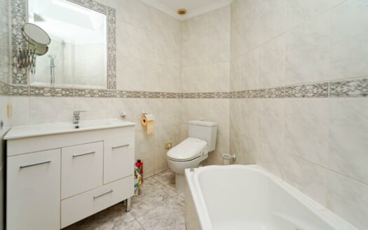 Ático con 3 dormitorios y gran terraza: 210 m² en el corazón de Arguineguín