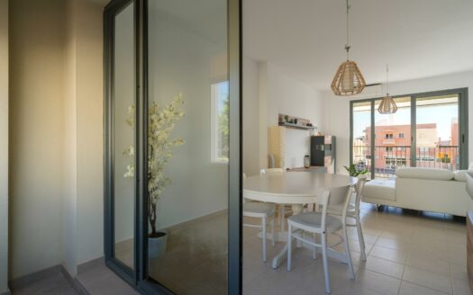 Reihenhaus mit Garten und Garage in El Tablero