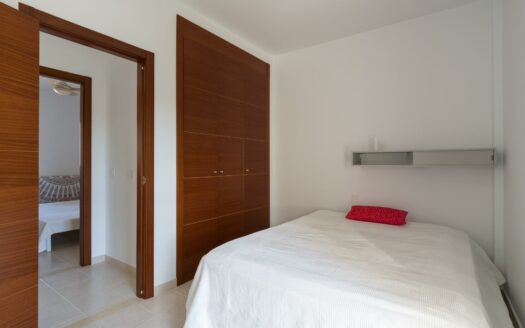 Reihenhaus mit Garten und Garage in El Tablero