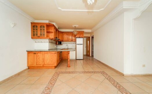 Ático con 3 dormitorios y gran terraza: 210 m² en el corazón de Arguineguín