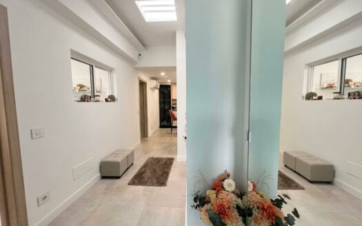 Schöner komplett renovierter Bungalow im Herzen von Playa del Ingles