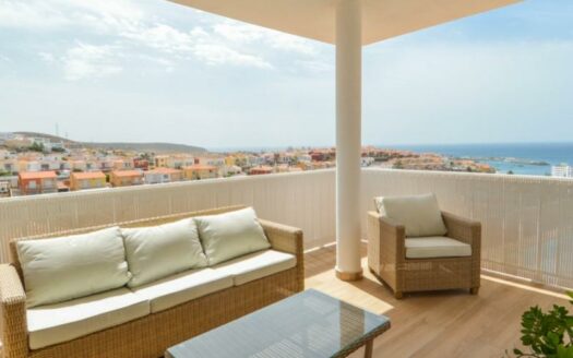 2 bedroom apartment with sea view + Studio in Arguineguin