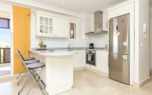 SOUTH FACING CORNER APARTMENT IN THE PART OF THE COMPLEX CLOSEST TO THE SEA IN MONTE CARRERA. FANTASTIC SEA VIEWS FROM EAST TO WEST. GARAGE SPACE AND STORAGE ROOM.