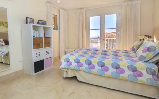 SOUTH FACING CORNER APARTMENT IN THE PART OF THE COMPLEX CLOSEST TO THE SEA IN MONTE CARRERA. FANTASTIC SEA VIEWS FROM EAST TO WEST. GARAGE SPACE AND STORAGE ROOM.