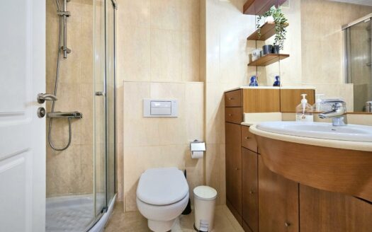 SOUTH FACING CORNER APARTMENT IN THE PART OF THE COMPLEX CLOSEST TO THE SEA IN MONTE CARRERA. FANTASTIC SEA VIEWS FROM EAST TO WEST. GARAGE SPACE AND STORAGE ROOM.