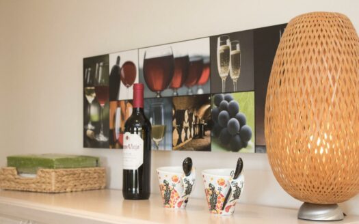 SOUTH FACING CORNER APARTMENT IN THE PART OF THE COMPLEX CLOSEST TO THE SEA IN MONTE CARRERA. FANTASTIC SEA VIEWS FROM EAST TO WEST. GARAGE SPACE AND STORAGE ROOM.