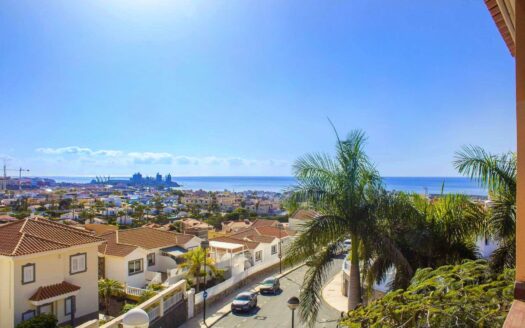 SOUTH FACING CORNER APARTMENT IN THE PART OF THE COMPLEX CLOSEST TO THE SEA IN MONTE CARRERA. FANTASTIC SEA VIEWS FROM EAST TO WEST. GARAGE SPACE AND STORAGE ROOM.