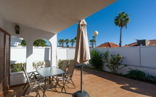 Eck-Bungalow mit Souterrain im Campo Internacional in Maspalomas