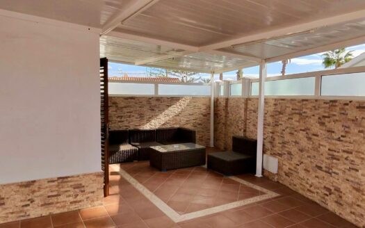 Bungalow con Amplia Terraza Los Arcos