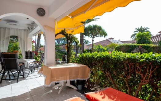 Encantador bungalow con jardín de ensueño en Playa del Inglés