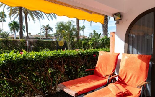 Encantador bungalow con jardín de ensueño en Playa del Inglés