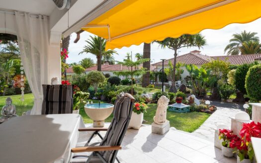 Encantador bungalow con jardín de ensueño en Playa del Inglés