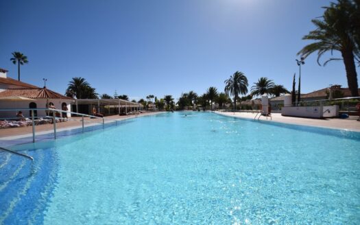 Encantador bungalow con jardín de ensueño en Playa del Inglés
